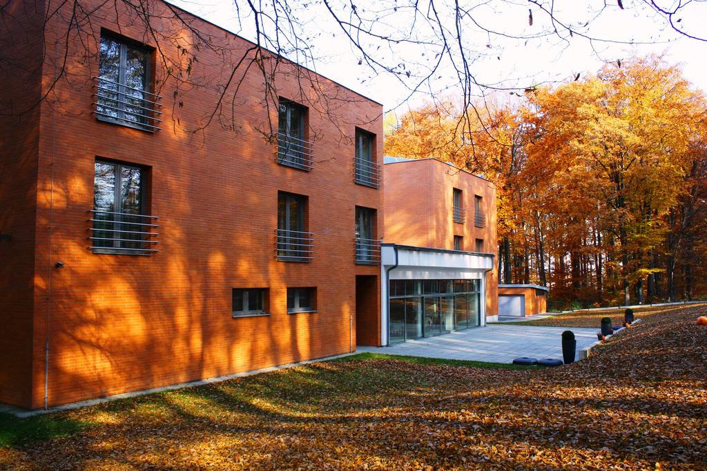 Lesni Hotel Zlín Kültér fotó